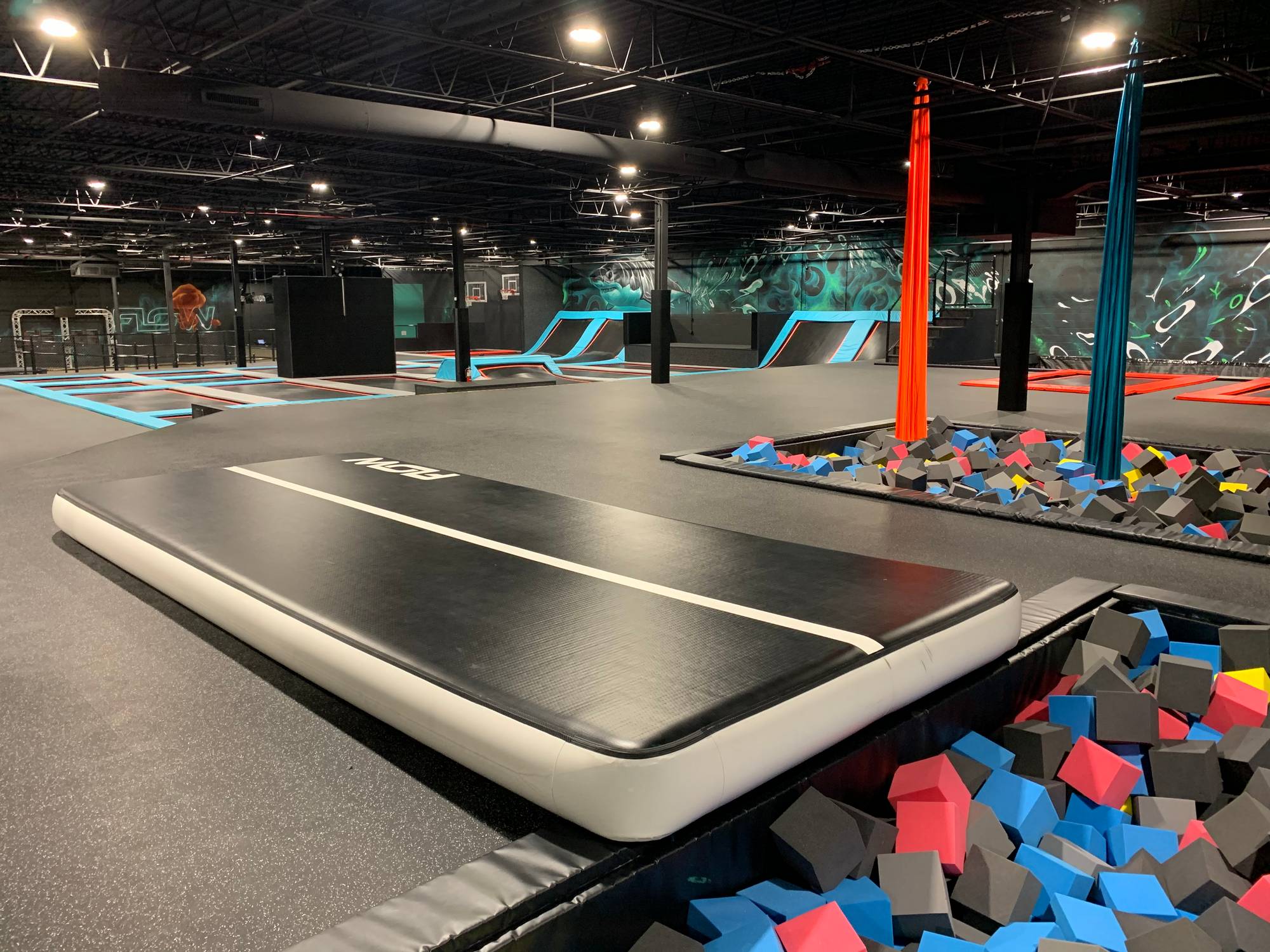 Flow Supreme Air Sports Rockford Il Flow Supreme Air Sports Indoor Trampoline Park In Rockford Il